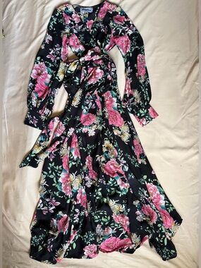 NWOT Black Floral Maxi Wrap Dress Boho Bell Sleeve Tie Waist 70’s size L